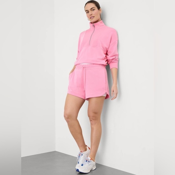 Athleta Pants - NWT Athleta Seasoft Raphanus Pink Short Size XXS (#560340)